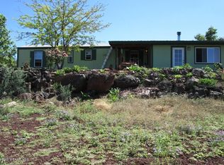 1418 W Skyline Dr, Ash Fork, AZ 86320