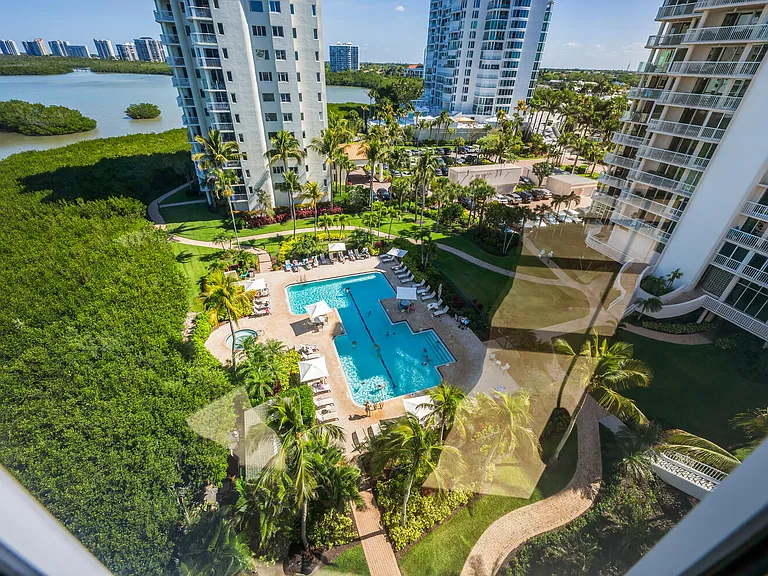 20 Seagate Dr #803 — Photo 39