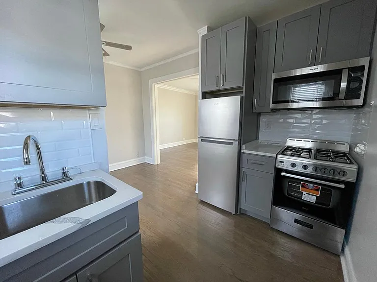 2510 W Thorndale Ave #3 — Photo 1