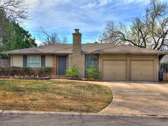 2nd image of 2154 Carlton Way