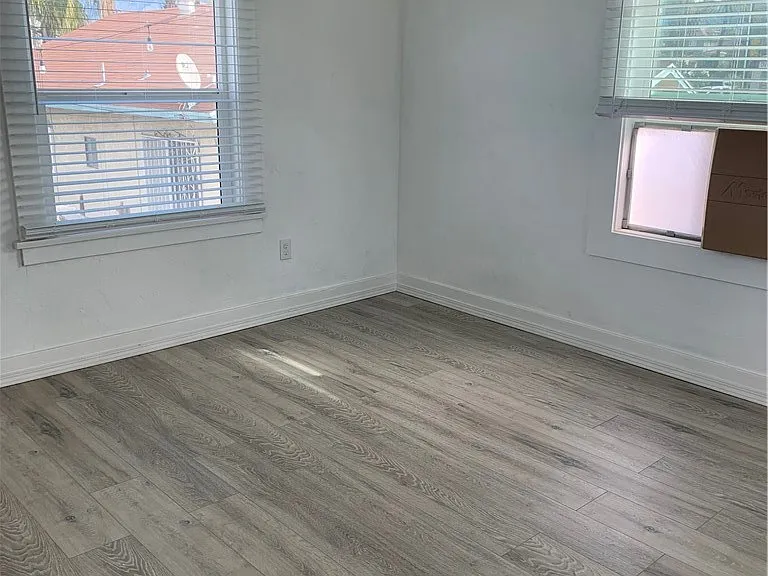 315 W Colton Ave #1/2 — Photo 3