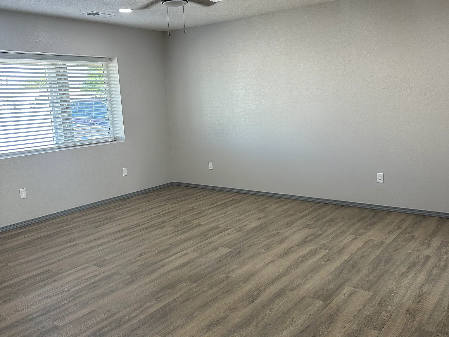 2 bed, 766 sqft, $1,450 — Photo 4