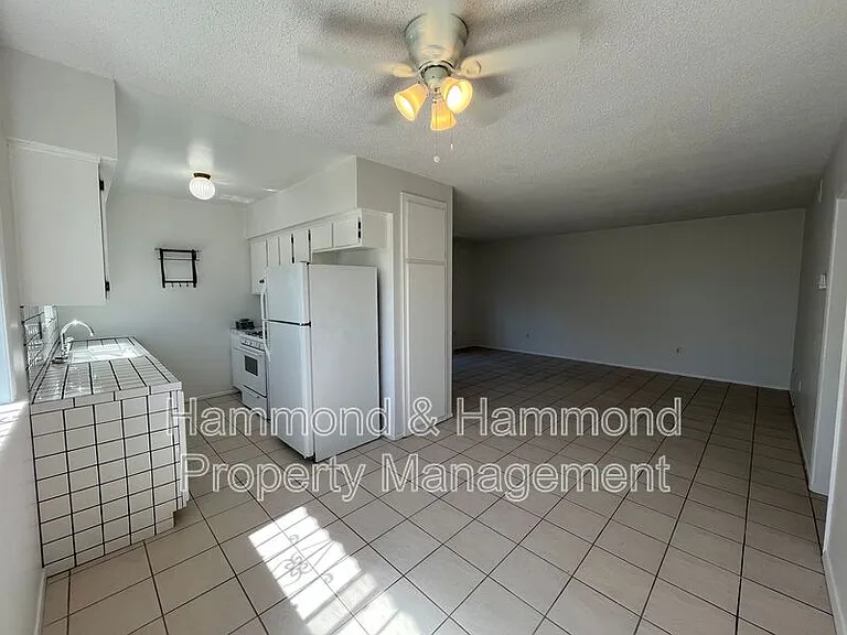7924 Laurel Canyon Blvd #9 — Photo 8