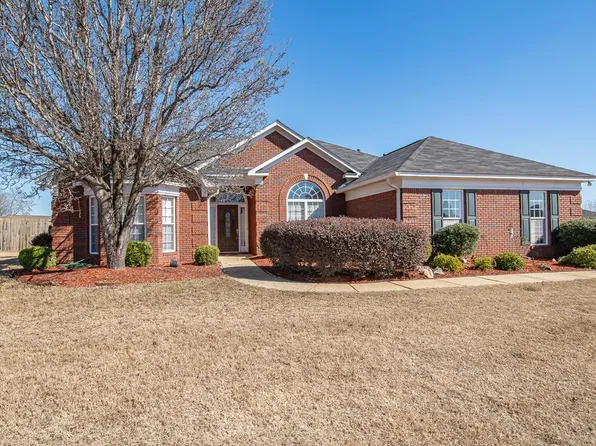 9139 Garrett Lake Dr, Midland, GA 31820