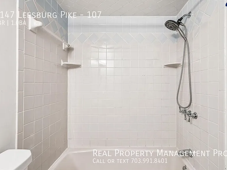 6147 Leesburg Pike #107 — Photo 13
