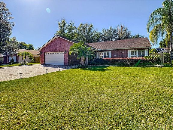 3rd image of 11418 Country Oaks Dr