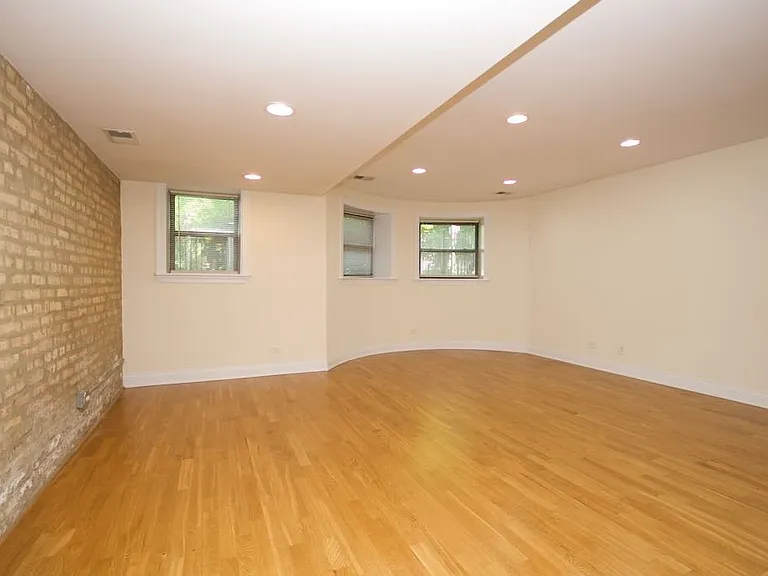 2834 N Albany Ave #6H — Photo 5