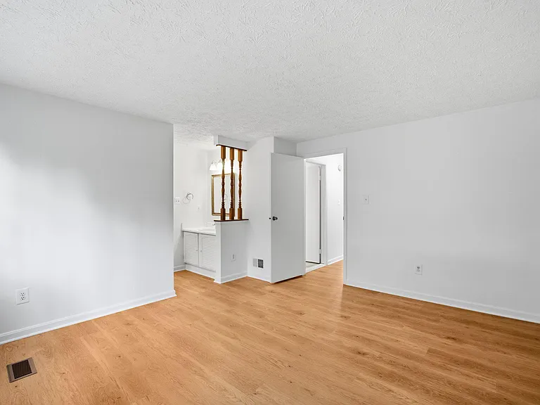 7998 Tyson Oaks Cir — Photo 9