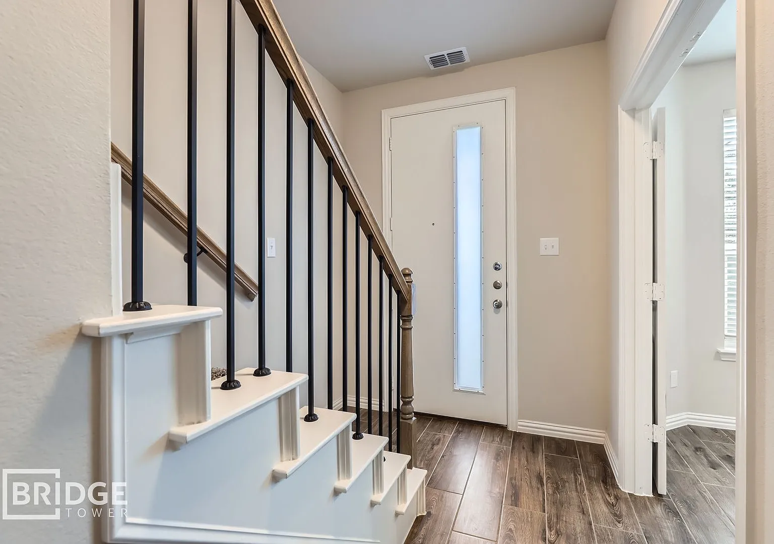 Lamar Townhomes — Photo 4