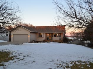 N4952 Sinissippi Point Rd, Juneau, WI 53039