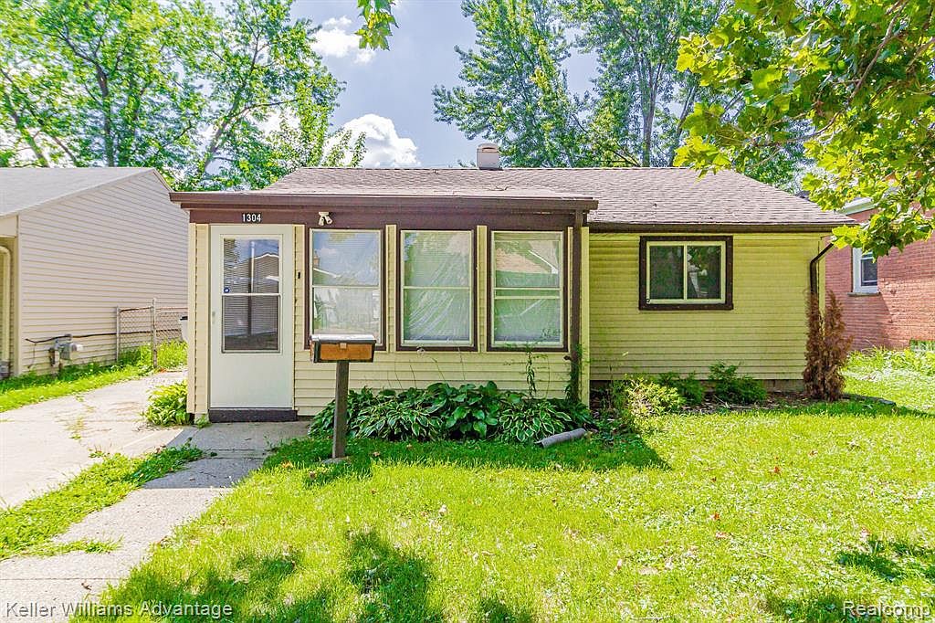 1304 E Goulson Ave, Hazel Park, MI 48030 Zillow