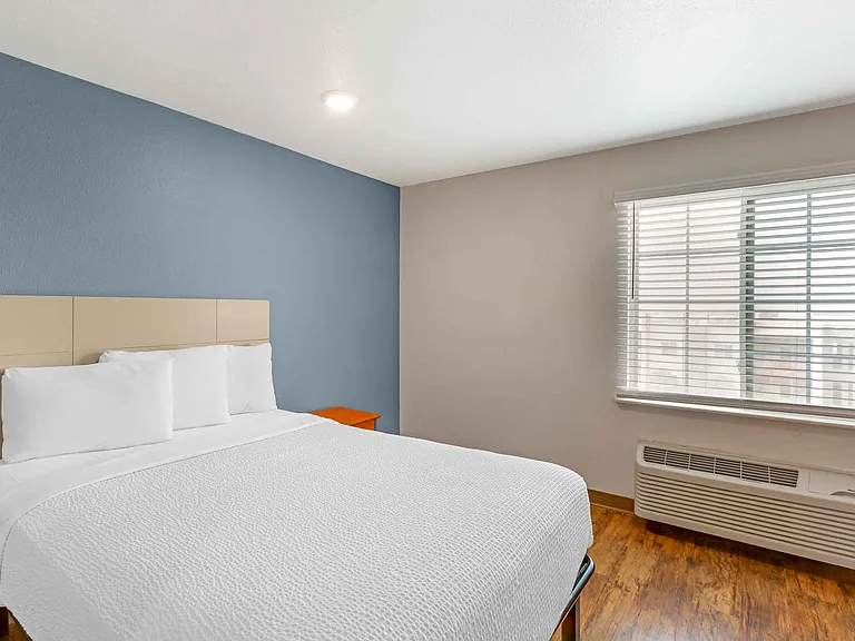 Studio Suite - 1 Full Bed