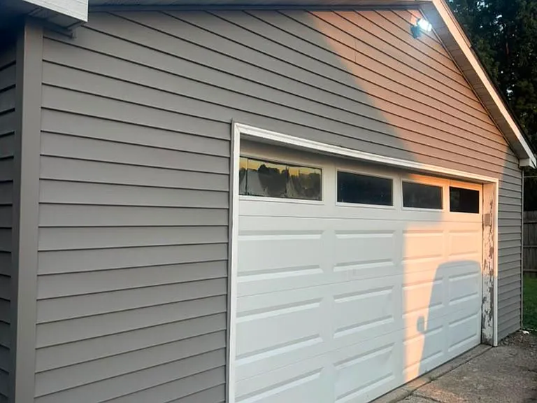 3807 N Williams St — Photo 2