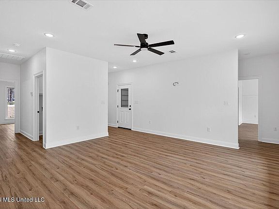 4th image of 5 Bounds Rd