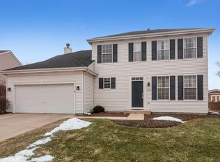 1631 S Hampton Dr, Aurora, IL 60506
