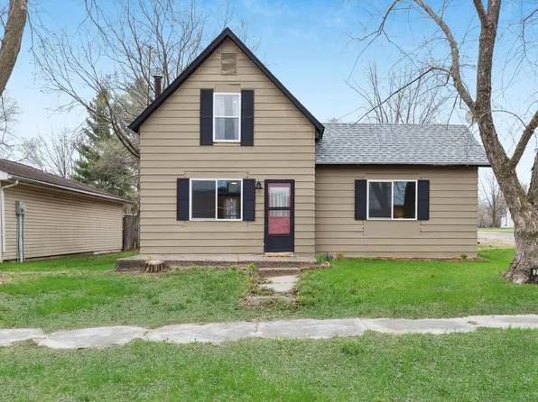 211 Clay St, New Boston, IL 61272