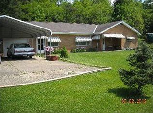1989 Ripley Rd, Spencer, WV 25276