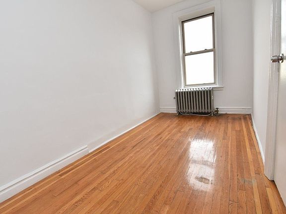 4th image of 701 W 184th St APT 4K
