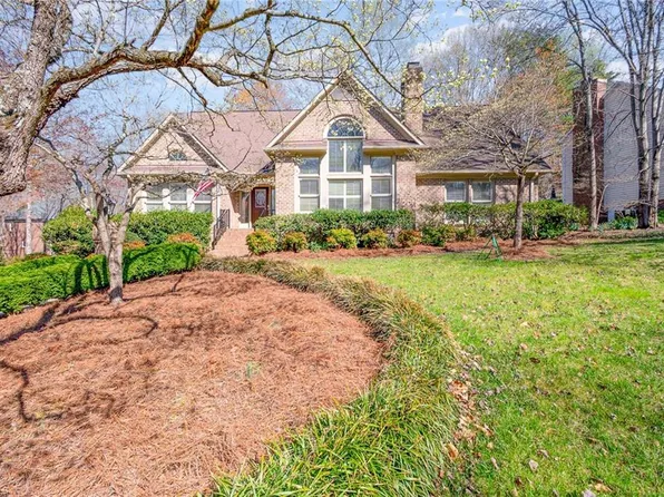 395 Bent Creek Trl, Kernersville, NC 27284