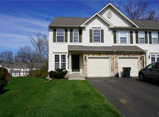 419 Bradford Green Dr, Warrington, PA 18976