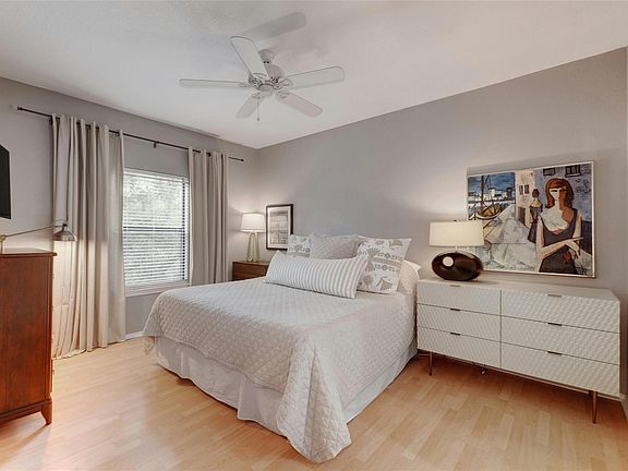 4th image of 4711 Spicewood Springs Rd #1-201
