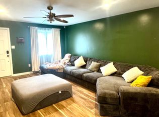 8 Balamor Ln, Ewing, NJ 08628