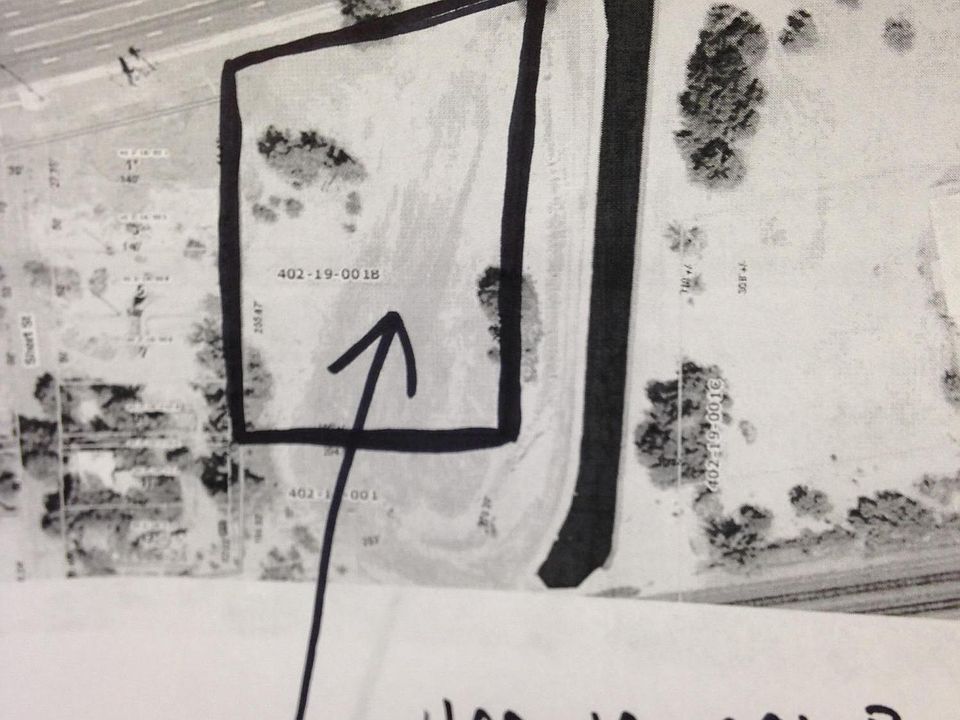 2nd image of 1107 aprx. E Hwy 85 (Pima St.) -- #0
