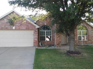 5115 Showdown Ln, Grand Prairie, TX 75052