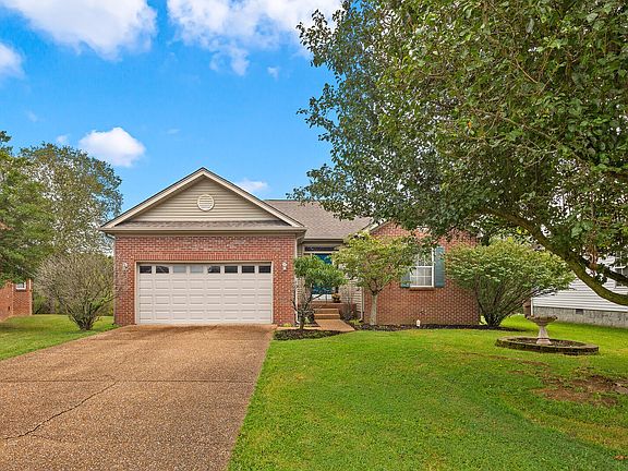 2nd image of 2952 Riverbend Dr