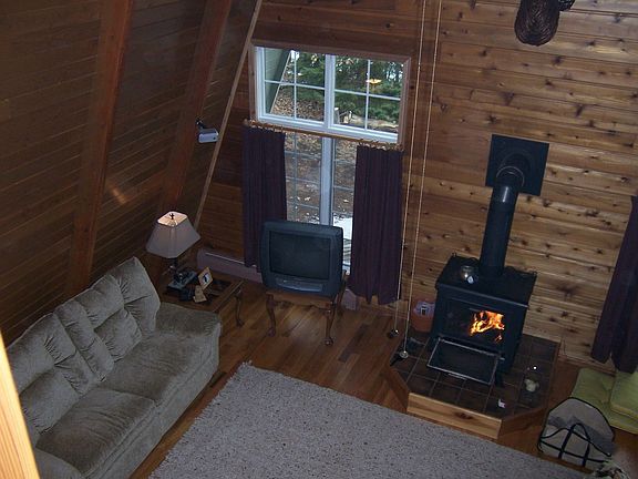 Vaulted/cedar wall/ceilings, oak flooring through out