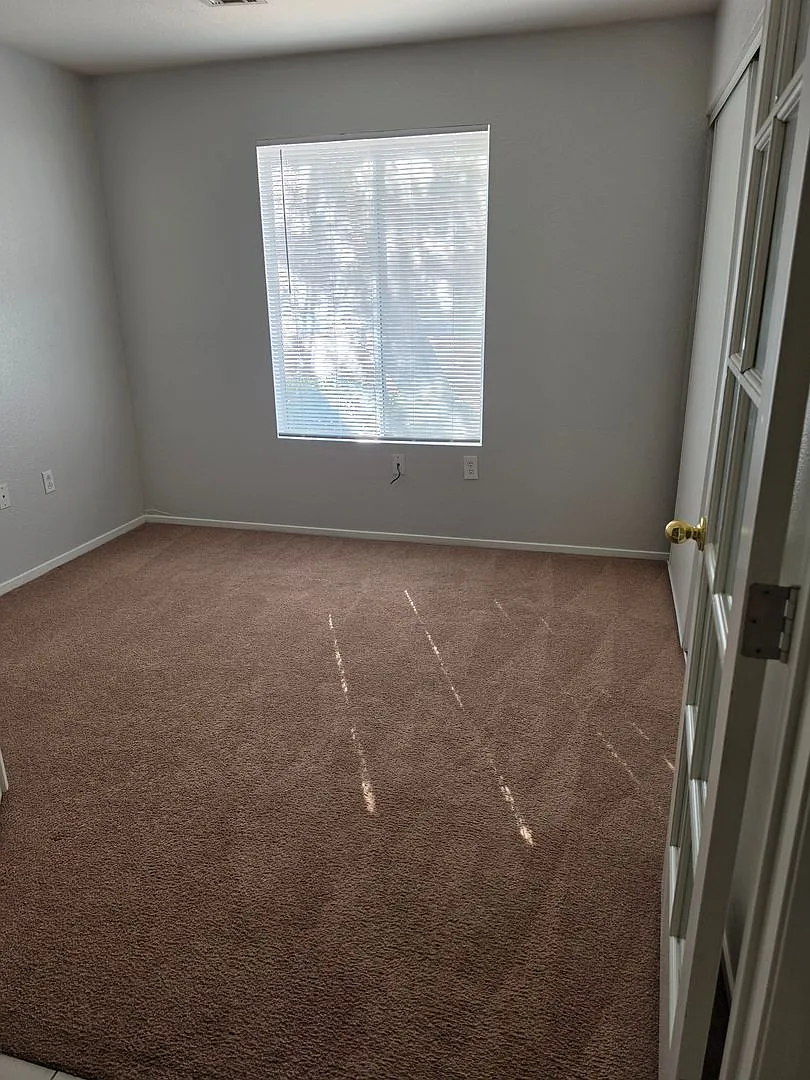 8452 Boseck Dr — Photo 2