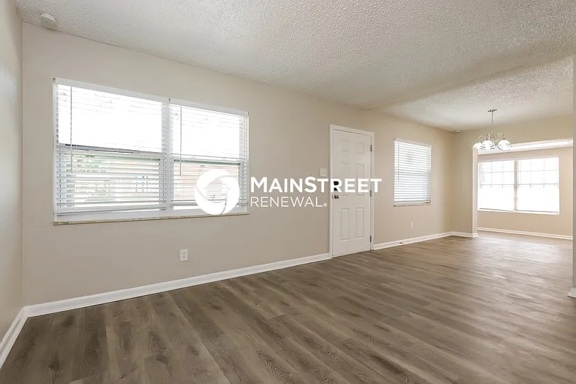 2605 E Ida Street — Photo 3