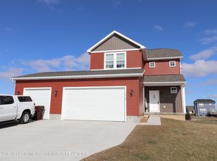 8140 Royal Gala Rd, Saint Johns, MI 48879