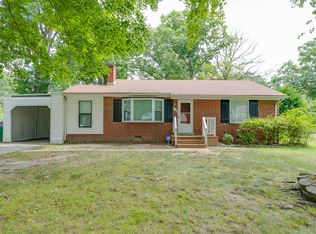 913 Ridgecliff Dr, Richmond, VA 23224