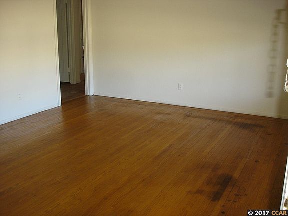 3rd image of 2736 Dolores St