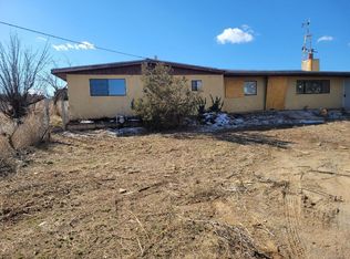 16 Pinon Rd, Edgewood, NM 87015