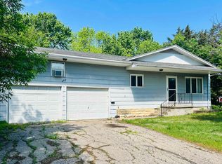 403 N Roosevelt St, Marion, KS 66861