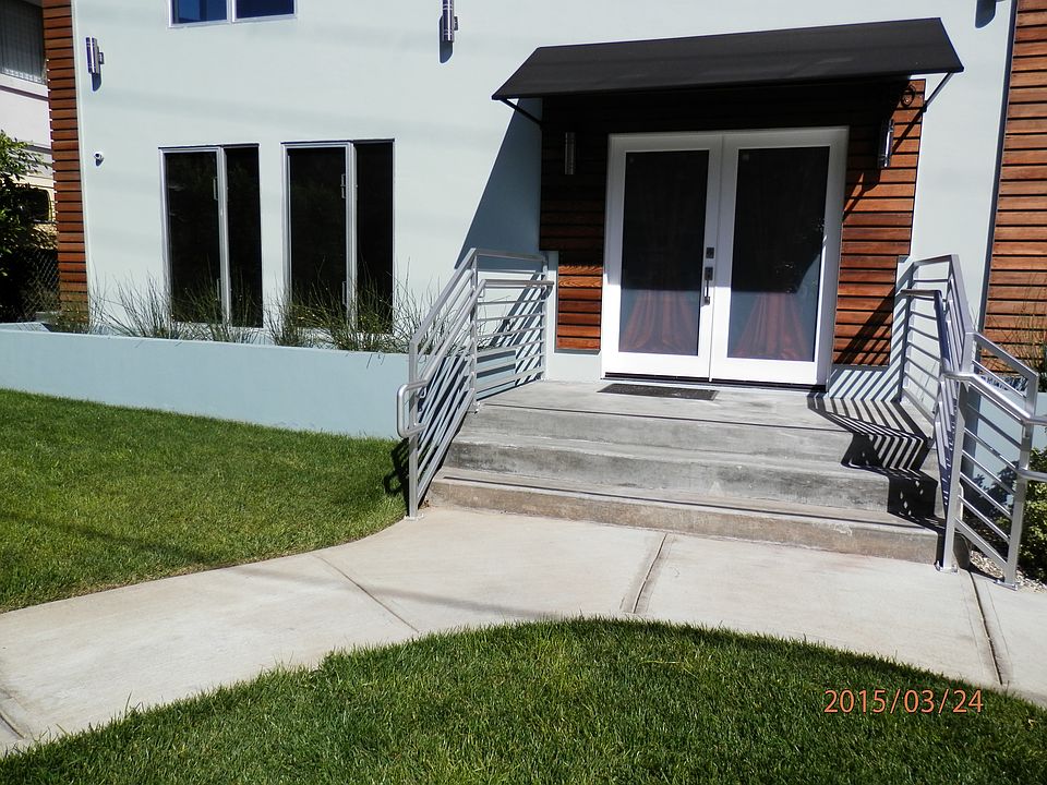 1st image of 1954 N Beachwood Dr