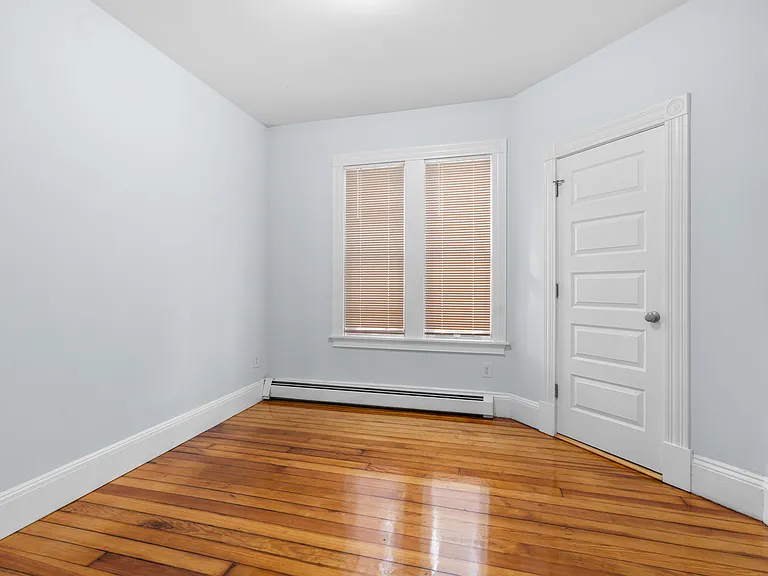 15 Romsey St #1 — Photo 18