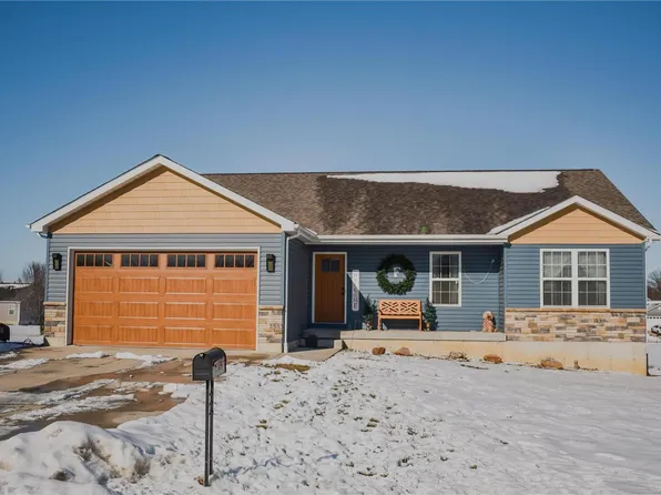 1028 Wolfcreek Rd, Farmington, MO 63640