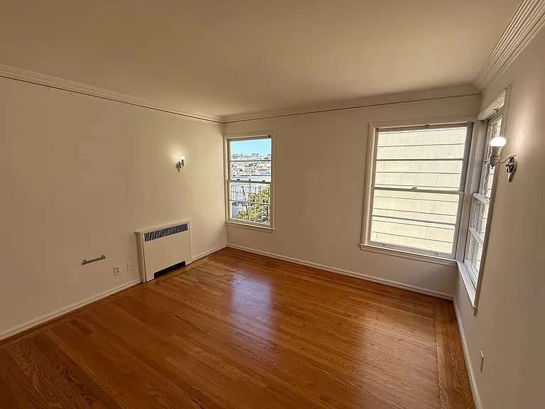 4930 Fulton St #205 — Photo 2