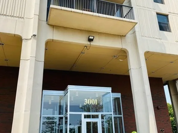 3001 S Michigan Ave Unit 1303, Chicago, IL 60616
