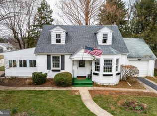 301 Vaughn Rd, Royersford, PA 19468