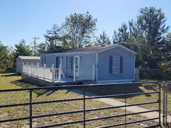 246 Paxon St, Interlachen, FL 32148