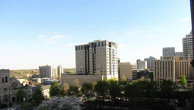 2nd image of 620 Peachtree St NE APT 811
