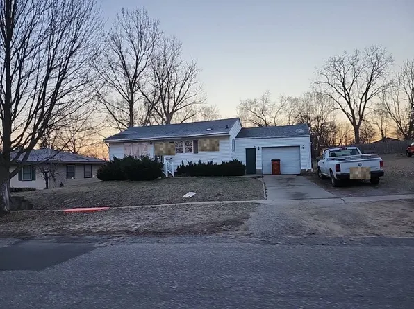 904 James St, Belding, MI 48809