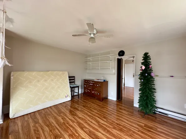 809 Greenwood Ave APT 2A, Jenkintown, PA 19046