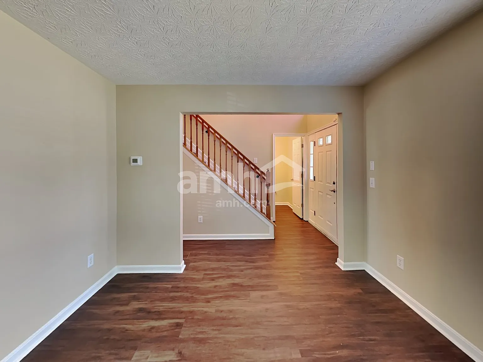 4 bed, 2.5 bath, 2194 sqft, $2,680 — Photo 4