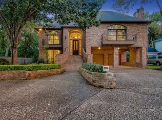 1903 Pitts Rd, Richmond, TX 77406