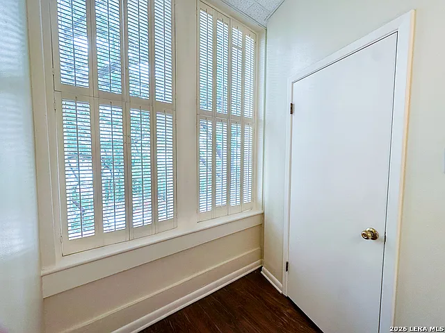 245 Losoya St — Photo 47